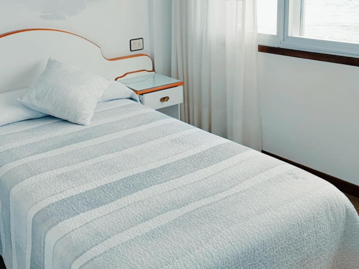 Hostal J.B 马尔皮卡 外观 照片